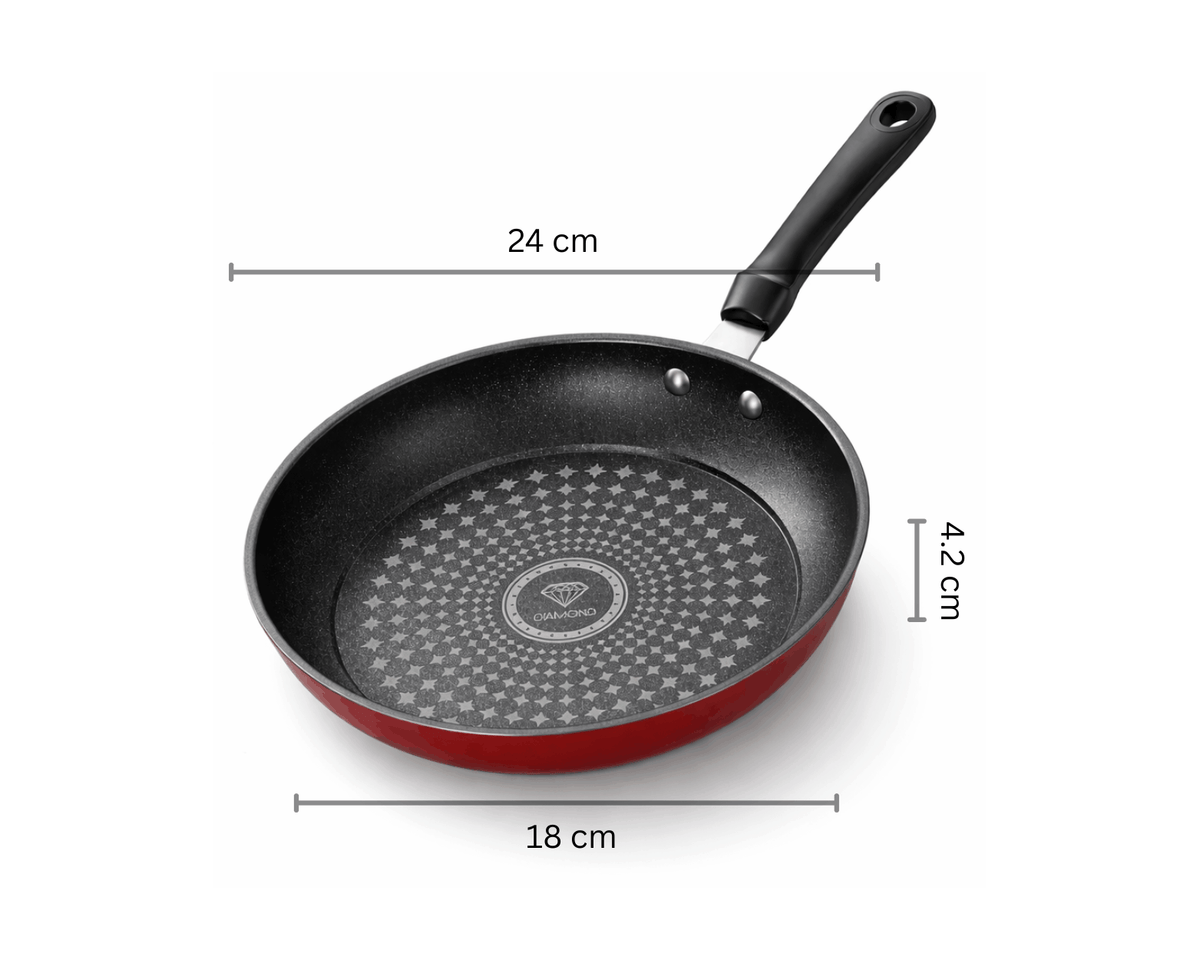 Rode koekenpan met antiaanbaklaag, 24 cm breed en 4,2 cm hoog, met lange handgreep voor dagelijks gebruik in de keuken.